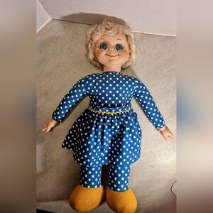 Vintage Ashton Drake Mrs. Beasley Talking Doll 2000